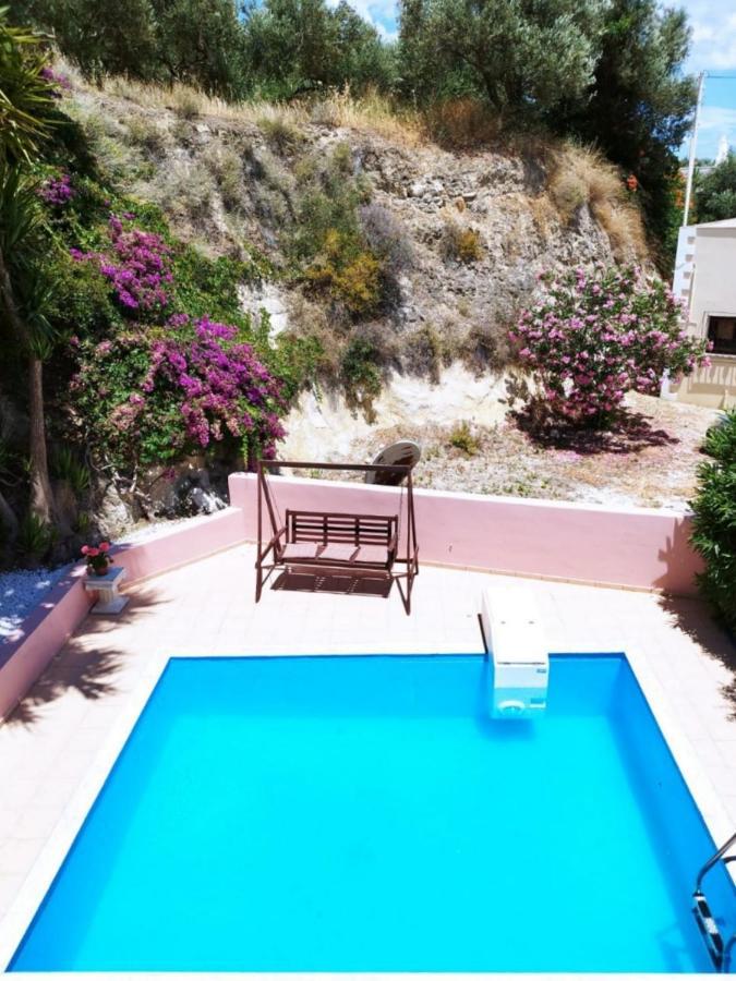 Loutraki - Cozy House Вилла